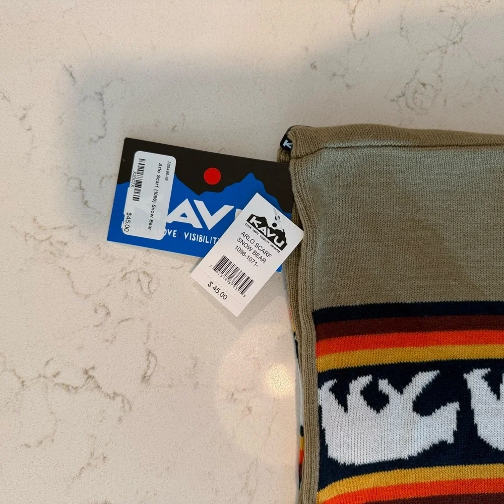 KAVU Bear print Arlo infinity wrap scarf one size. NWT Outdoor‎ Camping Gorp